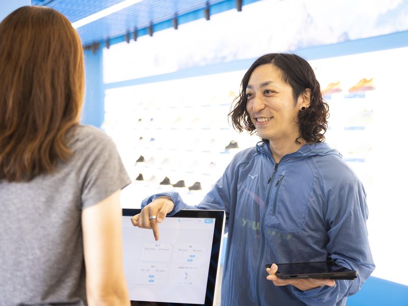 HOKA Osaka Shinsaibashi/デッカーズジャパン合同会社　※8月末オープンのアルバイト・バイト求人情報-02