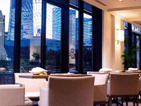 COLONIAL BEACH 横浜ハンマーヘッドの求人・転職情報