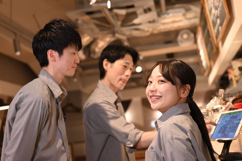 カラオラ-Calahorra-のアルバイト・バイト求人情報-01