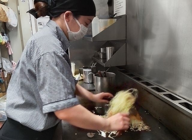 お好み焼きレストラン　どんどん亭　シュロアモール筑紫野店のアルバイト・バイト求人情報-02
