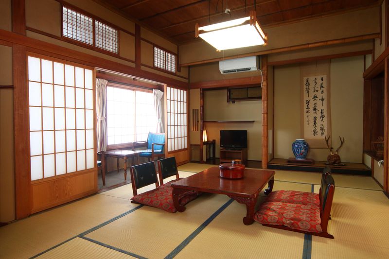 有限会社　千歳館のアルバイト・バイト求人情報-02