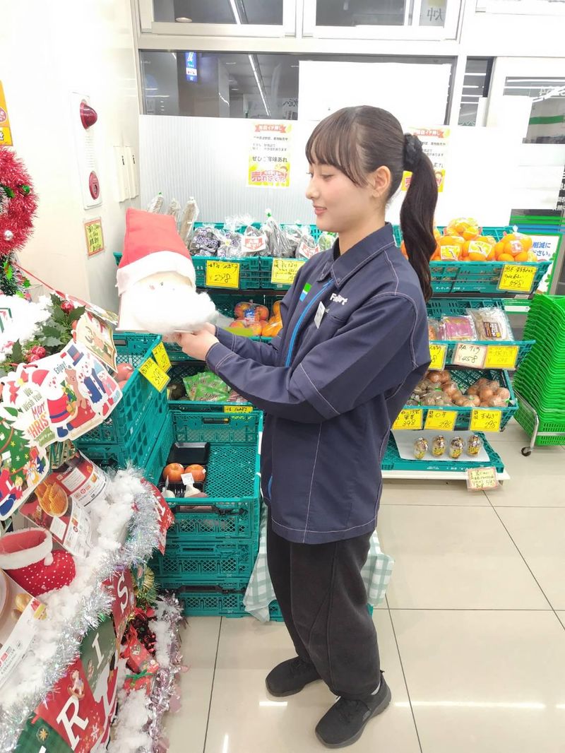 ファミリーマート 千歳船橋駅北店のアルバイト・バイト求人情報-02