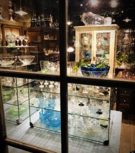 Pro Antiques 古夢 本店 (プロ アンティークス コム)のアルバイト・バイト求人情報-03