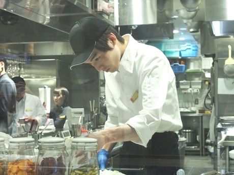 とんかつレストラン　覇王樹さぼてん本店東京オペラシティ店GHのアルバイト・バイト求人情報-02