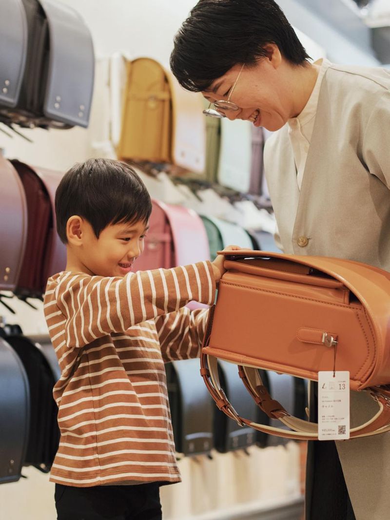 株式会社土屋鞄製造所　童具店・横浜のアルバイト・バイト求人情報-04