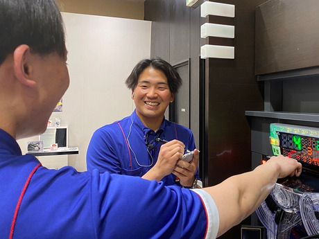 マルハン　千葉ニュータウン店のアルバイト・バイト求人情報-03