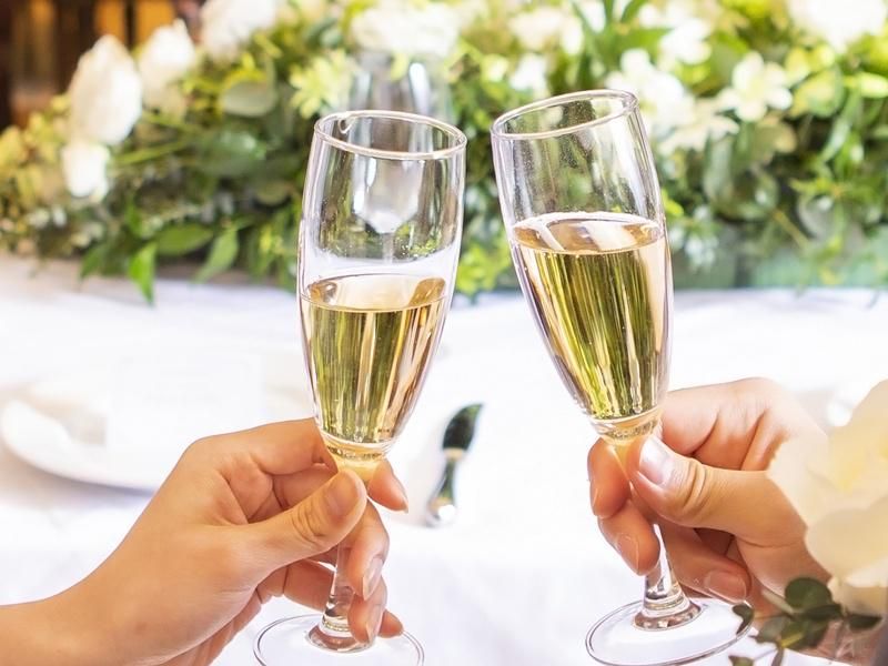 株式会社Pacific Diner Service【勤務地:名古屋観光ホテル】のアルバイト・バイト求人情報-01