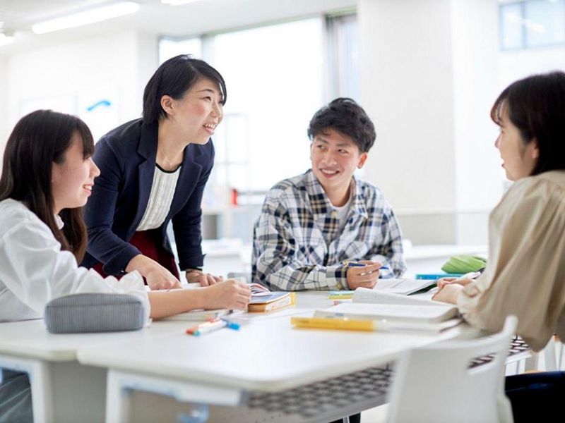 学校法人国際総合学園の求人・転職情報