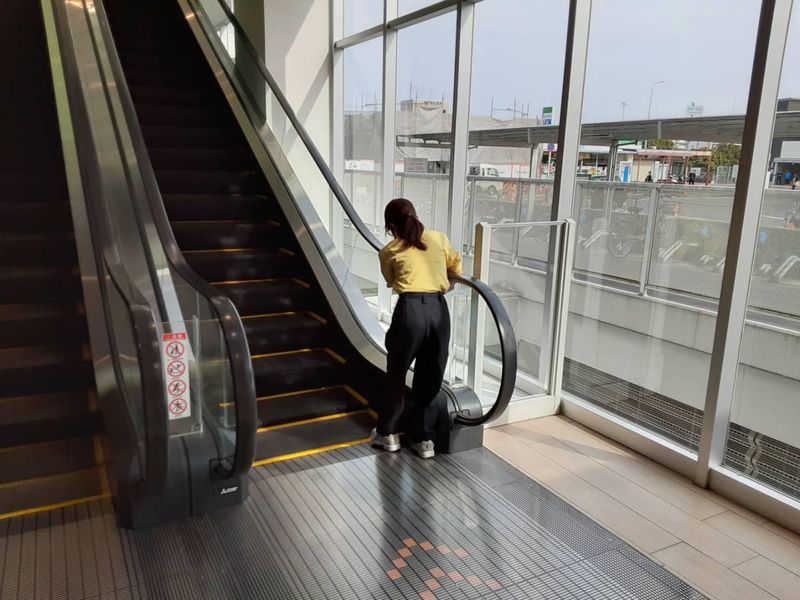 サンケンビルサービス株式会社(勤務地:栂・美木多駅前)のアルバイト・バイト求人情報-02