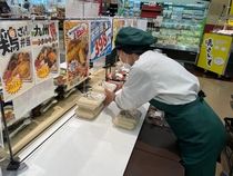 株式会社むすんでひらいて　クスリのアオキ小浜木崎店のアルバイト・バイト求人情報-01