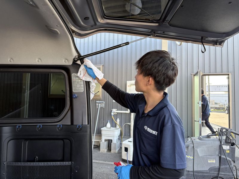 株式会社ライト　カーバンクライト「春日部フィールド」