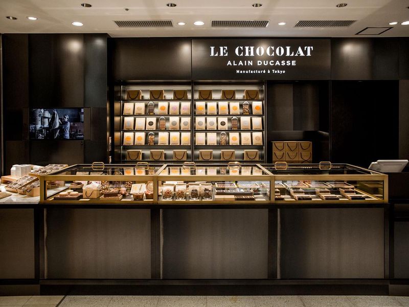 LE CHOCOLAT ALAIN DUCASSE(ル・ショコラ・アラン・デュカス)日本橋高島屋のアルバイト・バイト求人情報-02