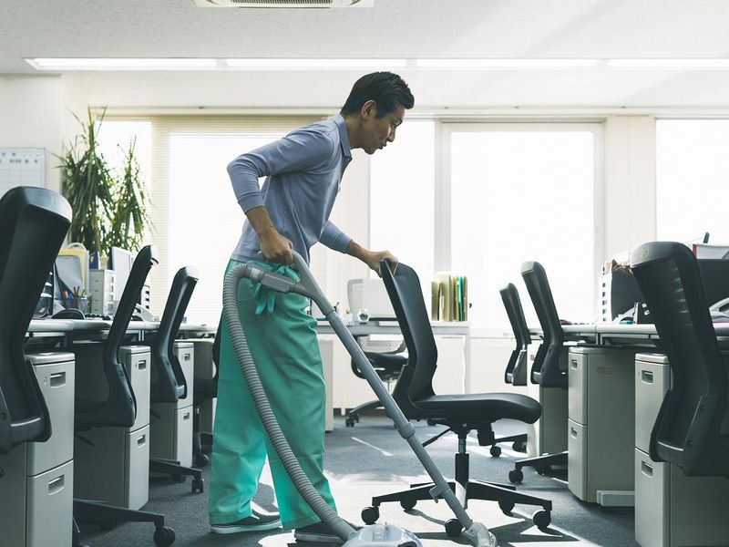 オフィス清掃場所のアルバイト・バイト求人情報-03