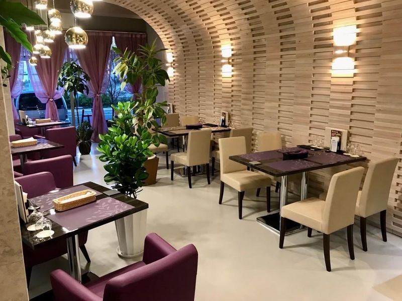 Pitto　Cafe(タンポポグローバル株式会社)のアルバイト・バイト求人情報-01