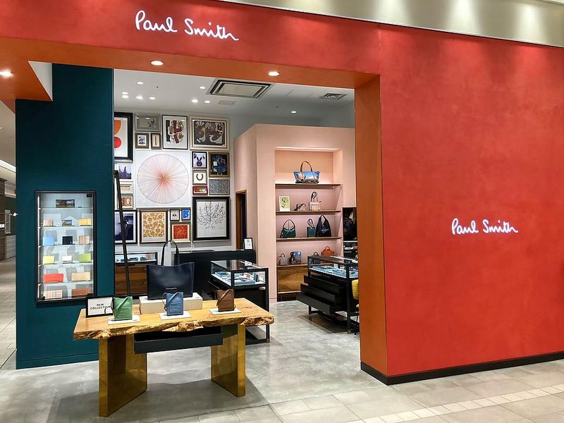 株式会社EMiiブレイン　PaulSmith(ポール･スミス)　新静岡セノバ店のアルバイト・バイト求人情報-02