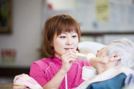 大平病院　老人保健施設ラ・ファミリアのアルバイト・バイト求人情報-02