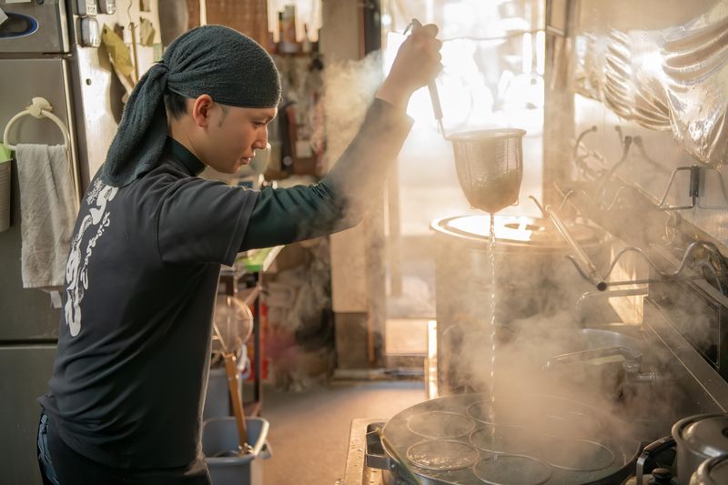 かおるちゃんラーメンの求人・転職情報-03