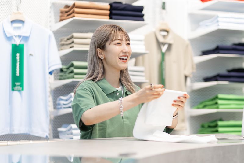 LACOSTE御殿場プレミアム・アウトレット店のアルバイト・バイト求人情報-05