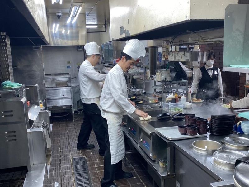肉の万世　高島平店のアルバイト・バイト求人情報-04