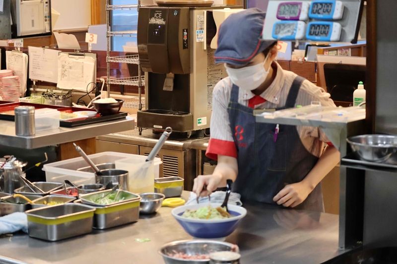 8番らーめん 小矢部店のアルバイト・バイト求人情報-03