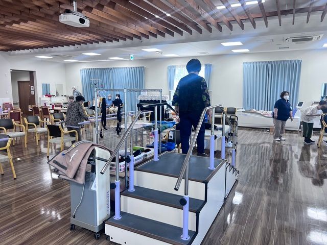 医療法人健愛会　介護老人保健施設ずずらんのアルバイト・バイト求人情報-03