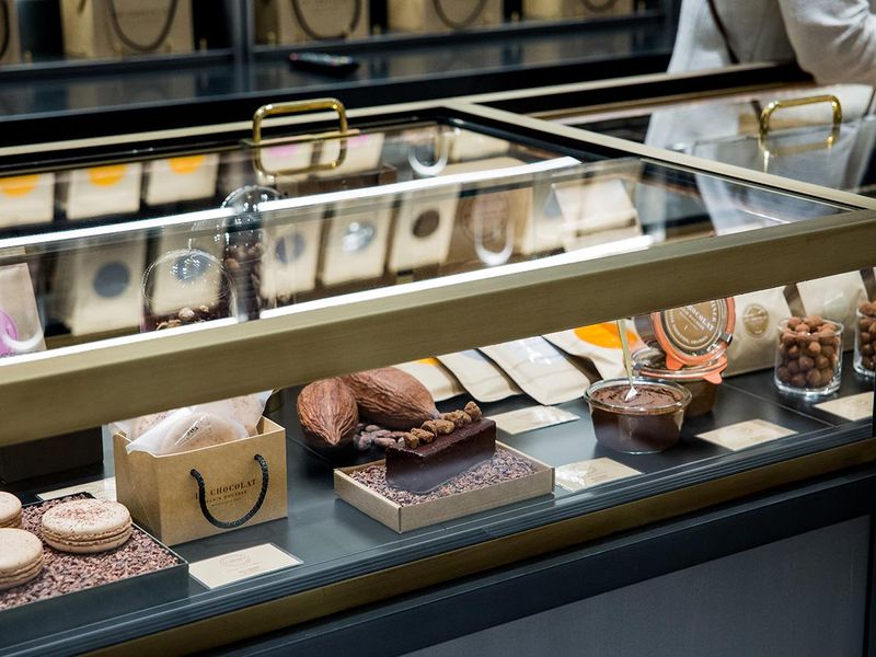 LE CHOCOLAT ALAIN DUCASSE(ル・ショコラ・アラン・デュカス)日本橋高島屋のアルバイト・バイト求人情報-04