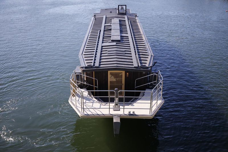 鮨屋形船　SUSHI CRUISING ORIGAMI(オリガミ)のアルバイト・バイト求人情報-02