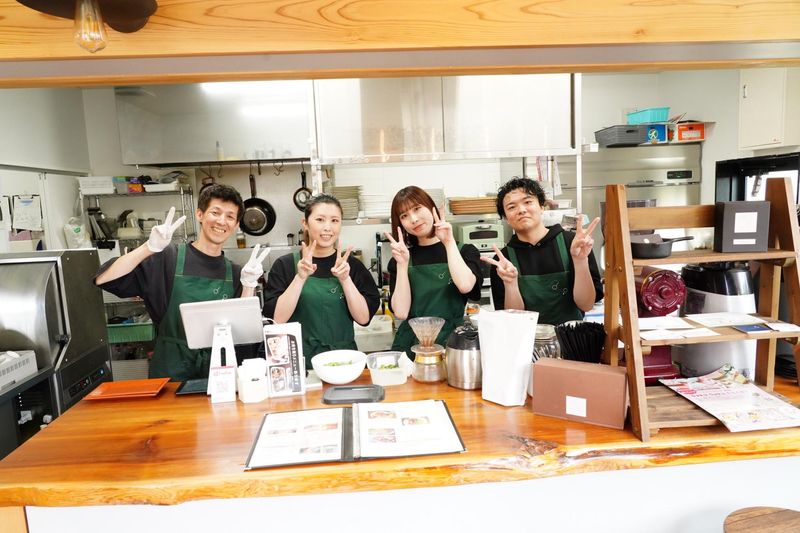 カフェ デリプレッソのアルバイト・バイト求人情報-01