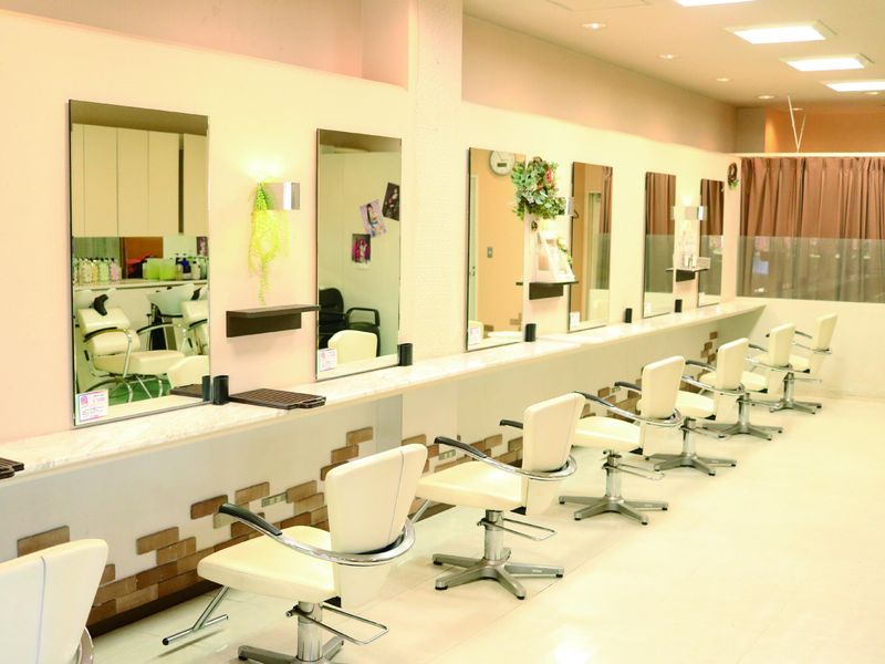 Beauty Salon MONAMI