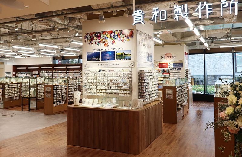 貴和製作所　LINKS　UMEDA店のアルバイト・バイト求人情報-02
