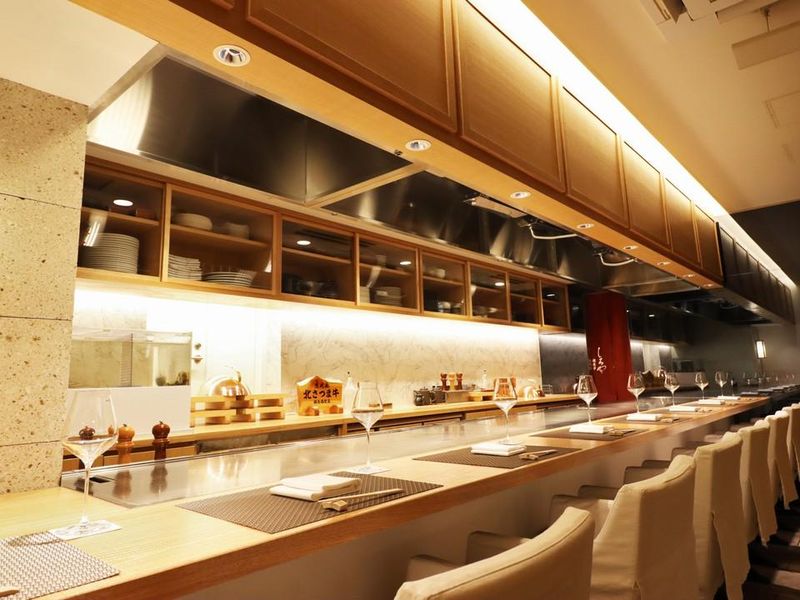 鉄板焼　しろや銀座亭のアルバイト・バイト求人情報-03