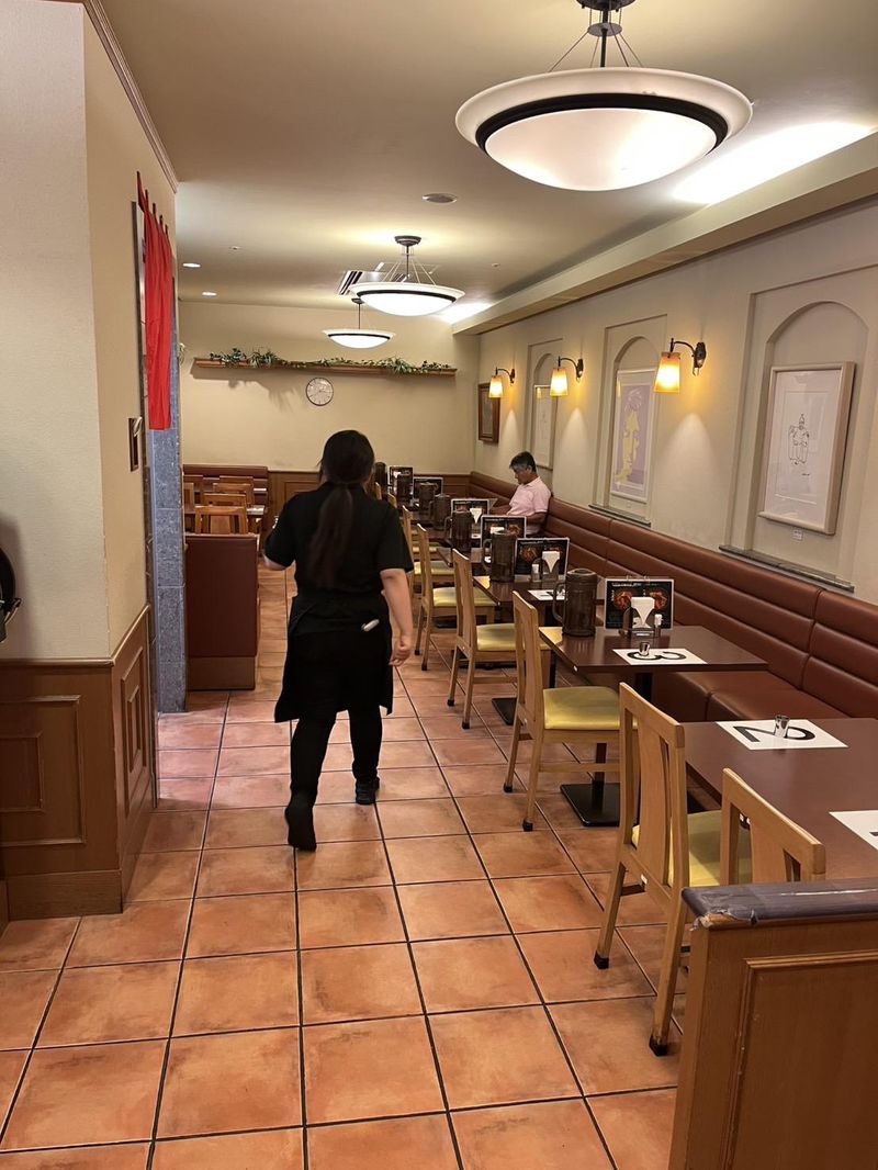 カレーハウス・キタカレー新千歳空港店のアルバイト・バイト求人情報-02