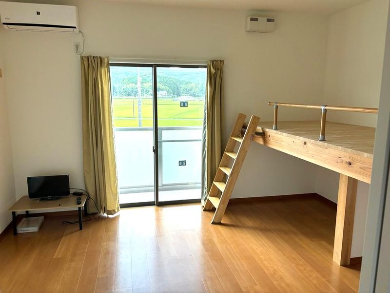 三新物流(株)　出雲市/精密部品工場の求人情報