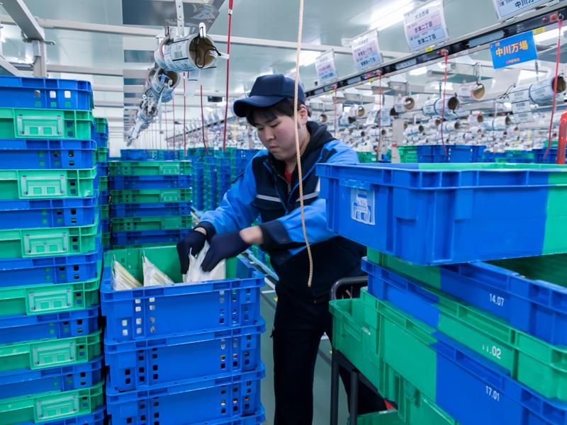 名阪急配株式会社　岡崎定温センター/ozssの求人情報