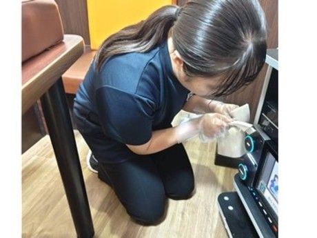 株式会社コシダカメンテナンス　新橋レンガ通り店(新橋エリア)のアルバイト・バイト求人情報-05