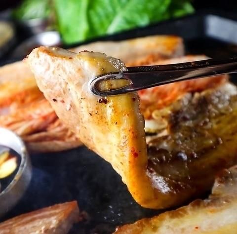 サムギョプサル×韓国料理 コギソウル 梅田お初天神店のアルバイト・バイト求人情報-02
