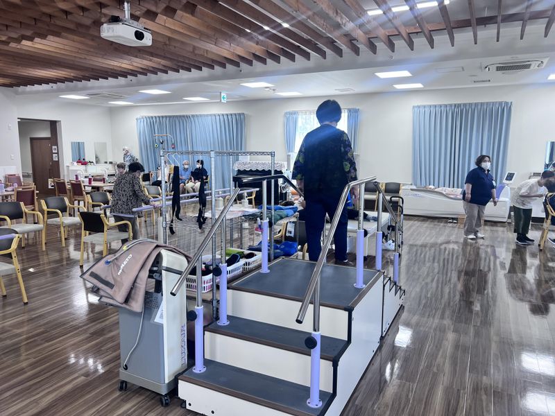 医療法人健愛会　介護老人保健施設ずずらんのアルバイト・バイト求人情報-04