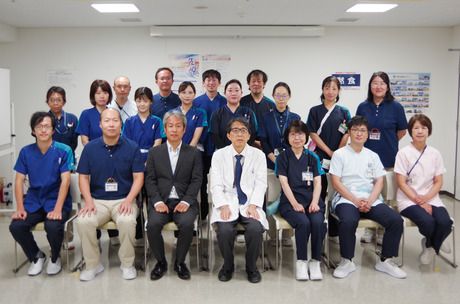 上尾中央医科グループ(AMG)　介護老人保健施設　リハビリケアかつしかのアルバイト・バイト求人情報-03