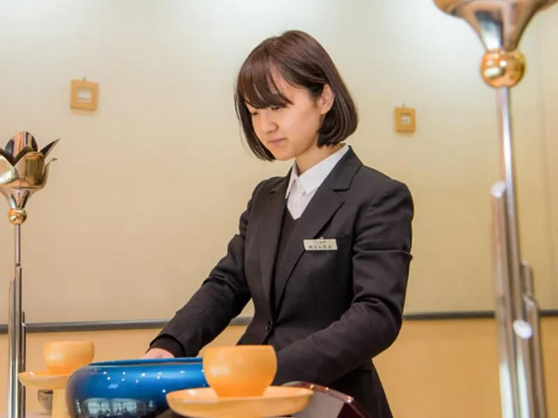 感謝と人生の最期に寄り添う「企画」と「接客の心得」(福島)
