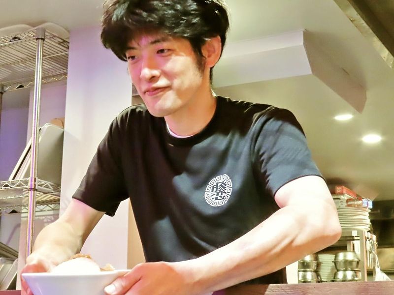 ラーメン豚に恋してる 蕨店のアルバイト・バイト求人情報-02