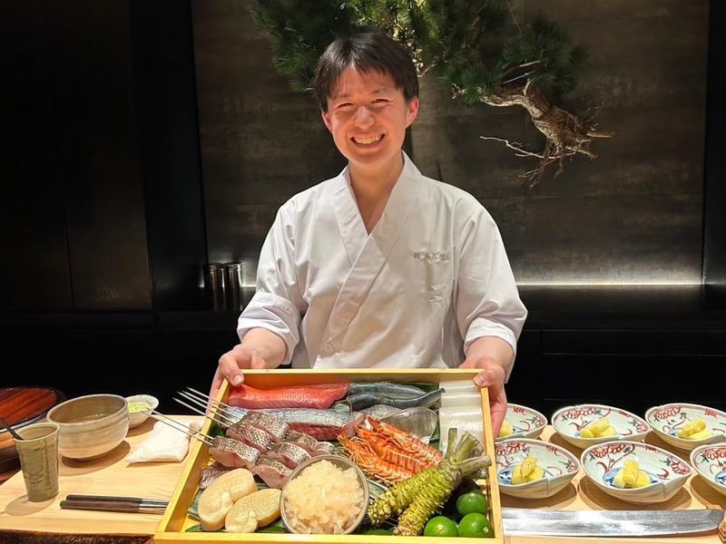 鮨 青天霹靂 神楽坂のアルバイト・バイト求人情報-02