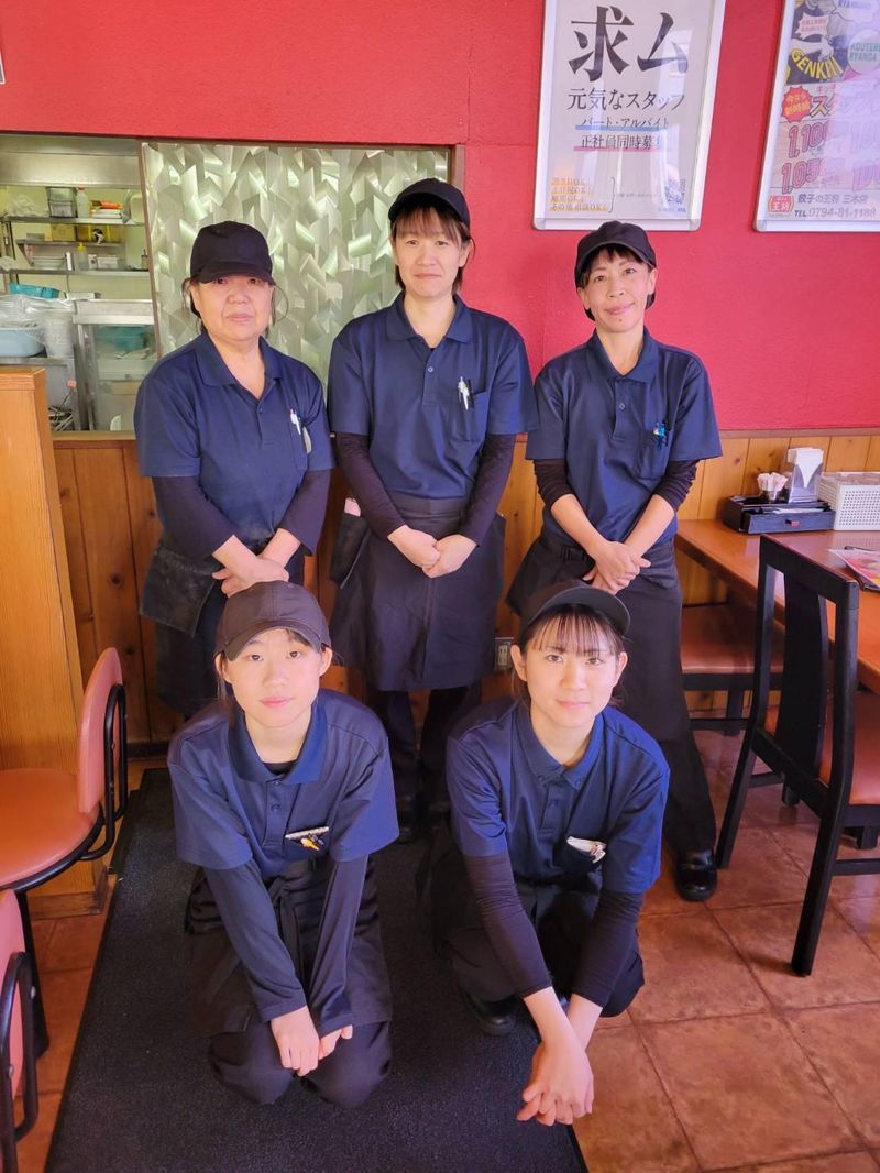 餃子の王将　三木店のアルバイト・バイト求人情報-02