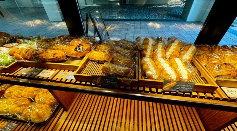 ハートフルベーカリー京大病院店のアルバイト・バイト求人情報-02