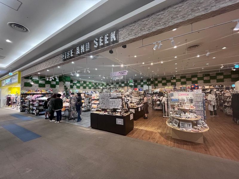 HIDE AND SEEK　イオンモール土浦店のアルバイト・バイト求人情報-11