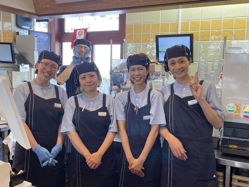 モスバーガーショップのキッチン・レジスタッフ