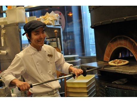 株式会社HUGEの求人・転職情報