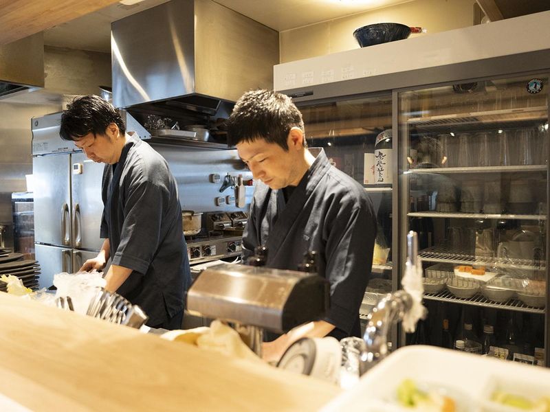 鶏料理　炭火焼　あらたのアルバイト・バイト求人情報-04
