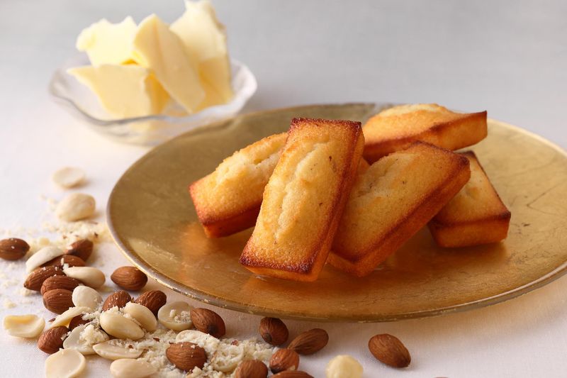 アンリ・シャルパンティエ　渋谷ヒカリエShinQs東横のれん街店のアルバイト・バイト求人情報-03