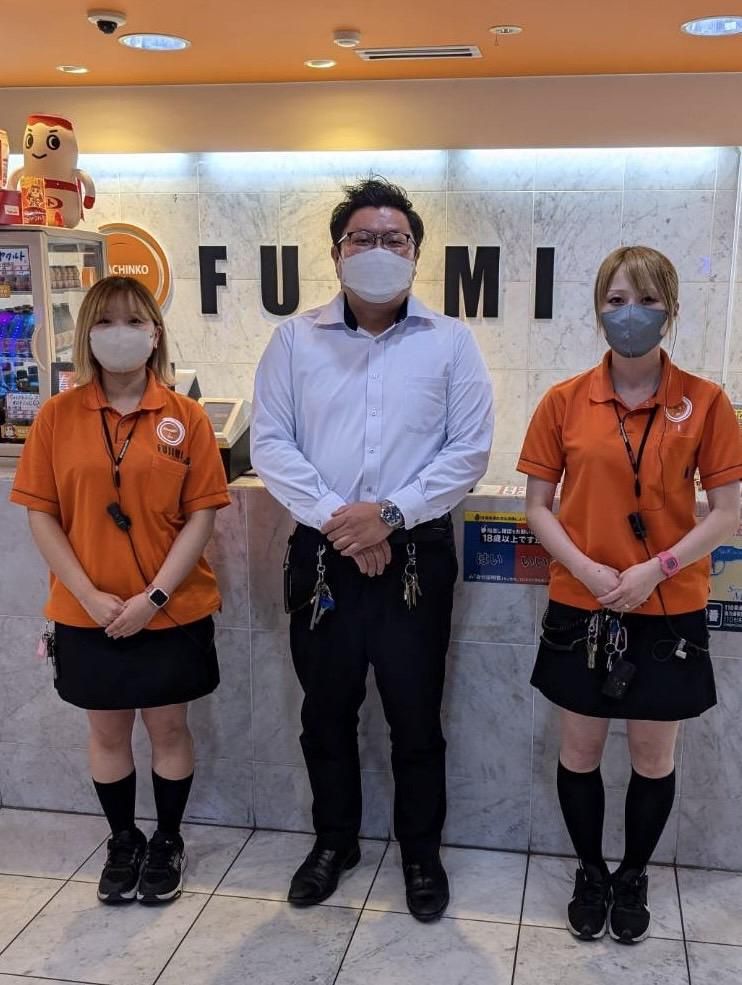 パチンコFUJIMI鷹岡店のアルバイト・バイト求人情報-04