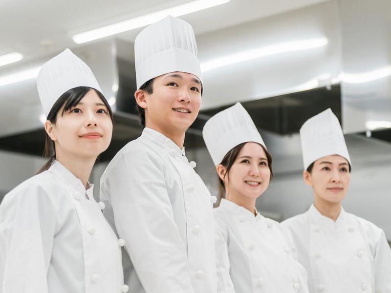 株式会社しんこう(sweets shop FAVORI PLUS/Helvetica donut)のアルバイト・バイト求人情報-08